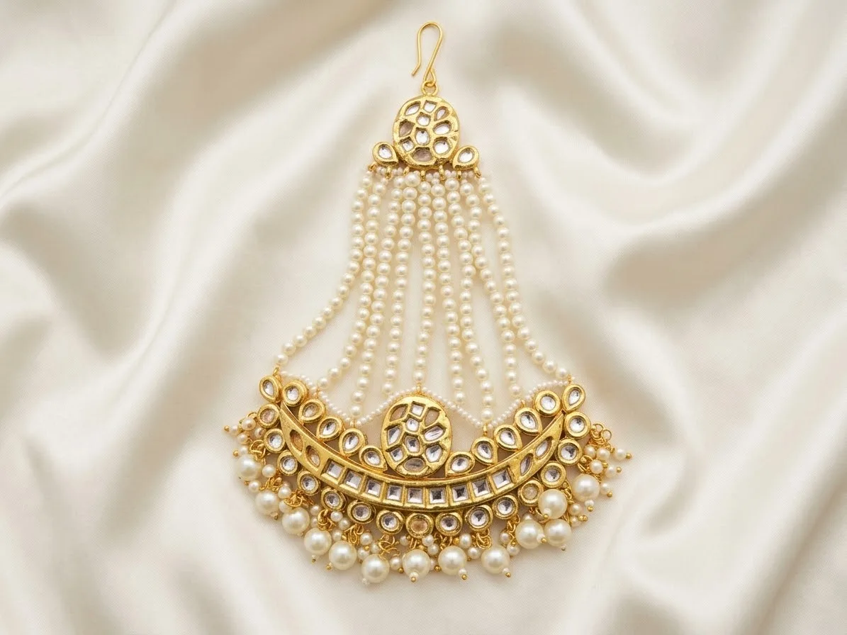 Pearl Strand Kundan Passa