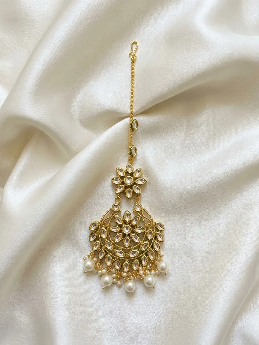 Kundan Maang Tikka with Pearl Drops