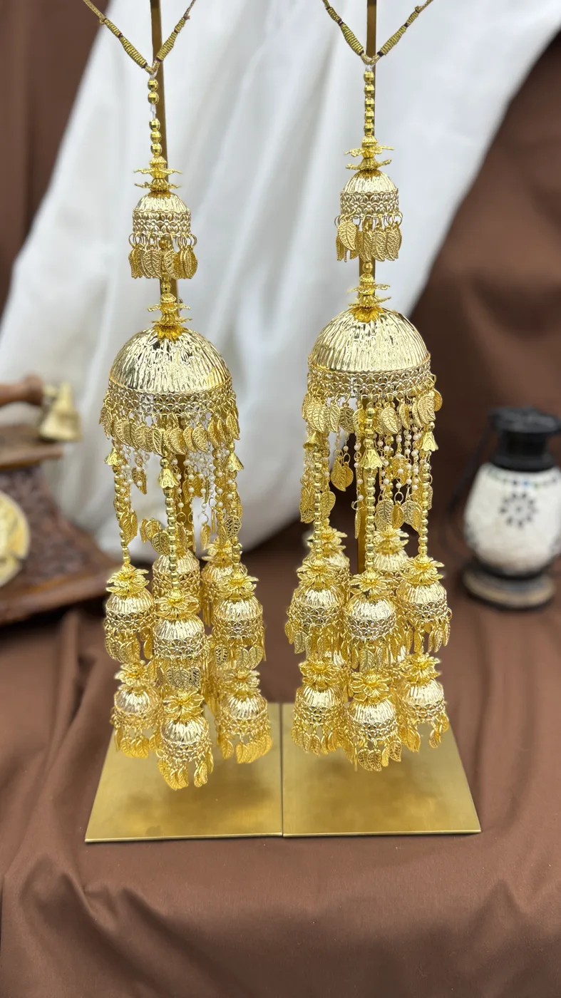 Traditional Floral & Leaf Motif Bridal Kalire