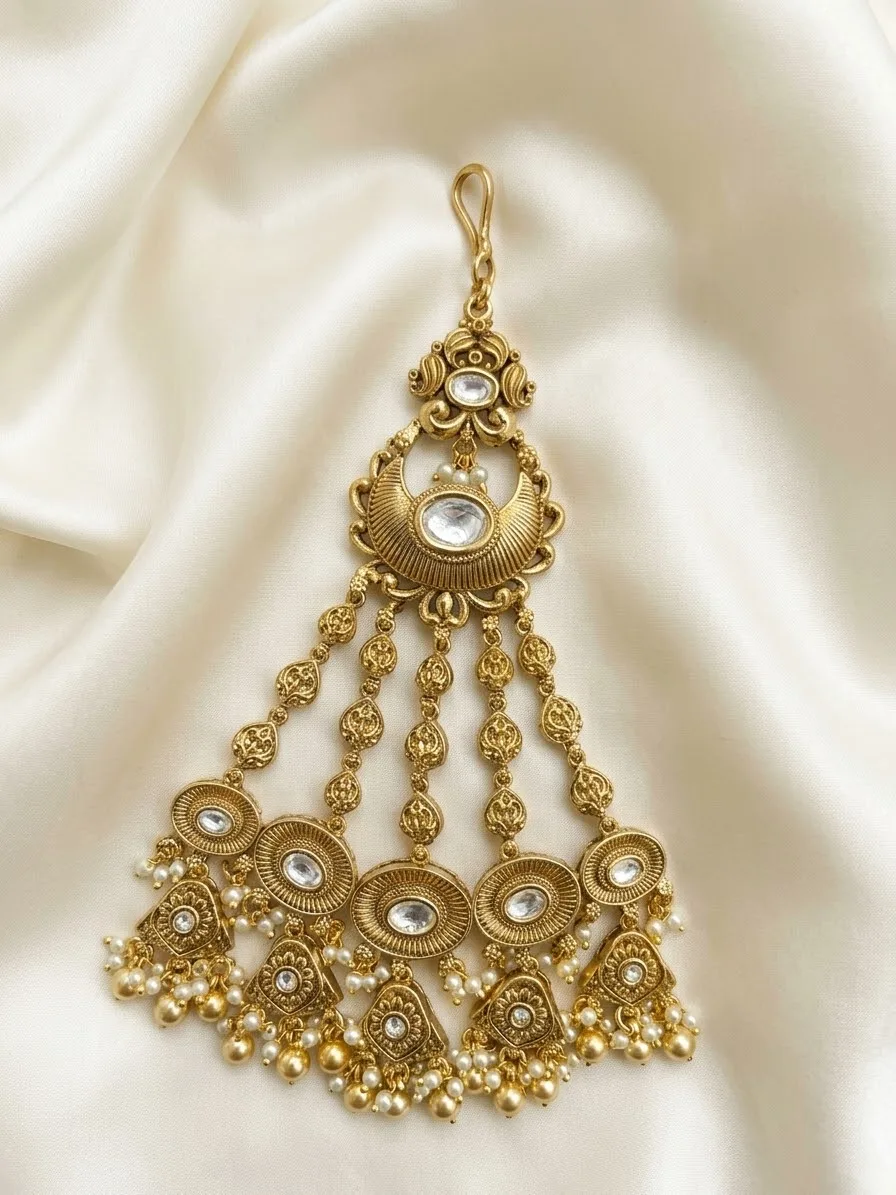 Antique Gold Crescent Passa with Oval Stones