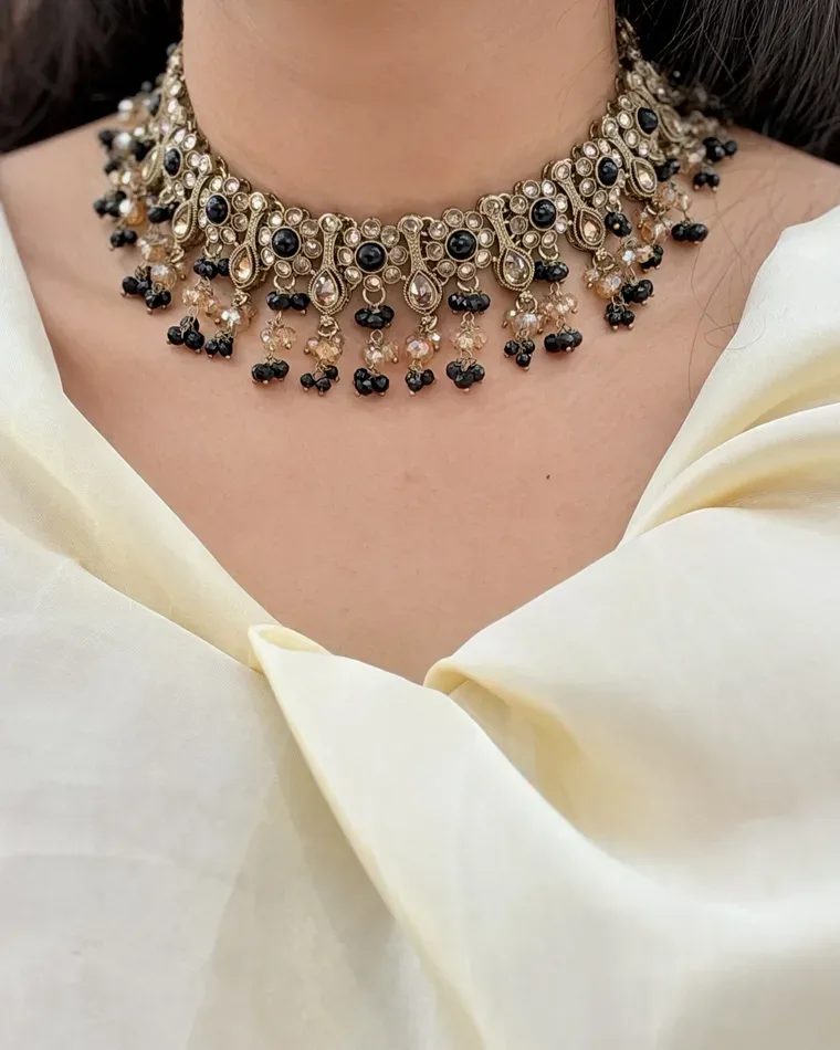 Polki kundan choker necklace, earring and maang tikka jewelry set with black beads — kundan jewelry set Calgary