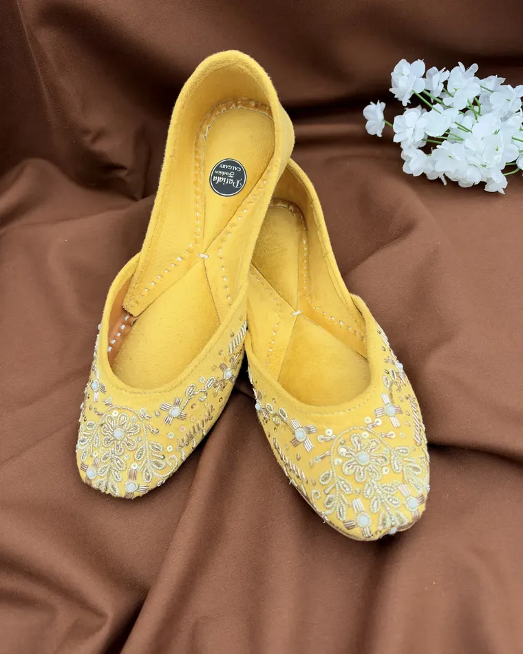 Mustard yellow velvet Punjabi jutti with gold zari embroidery — women's jutti Calgary