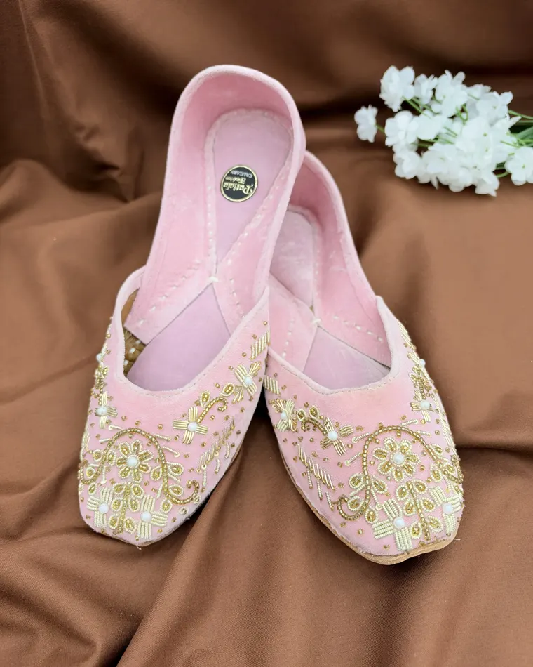 Pastel pink velvet Punjabi jutti with gold zari embroidery — women's jutti Calgary